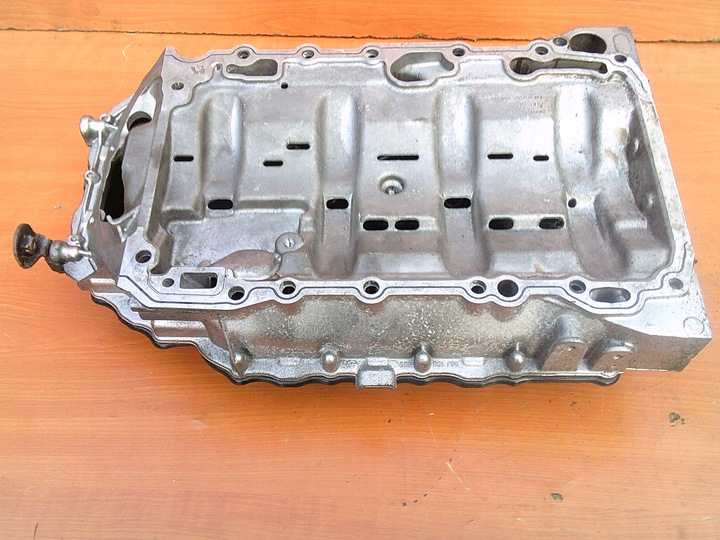 фото №8, Vw audi seat skoda 1.8 2.0 tsi tfsi поддон масла 06j103603af 06j103600t