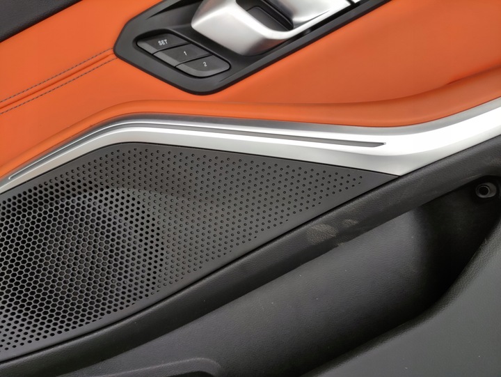 фото №10, Оббивка двері bmw m3 g80 lkkx kyalami orange