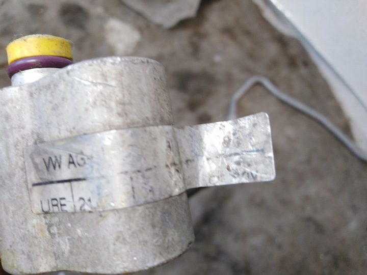 фото №9, Шланг кондиціонера vw t5 оригінал 7h1820741e