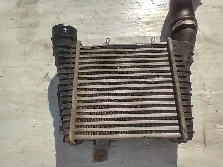 фото №11, Audi a8 d4 4h 4.2 tdi радиаторов интеркулер правая шланг 4h0145806h