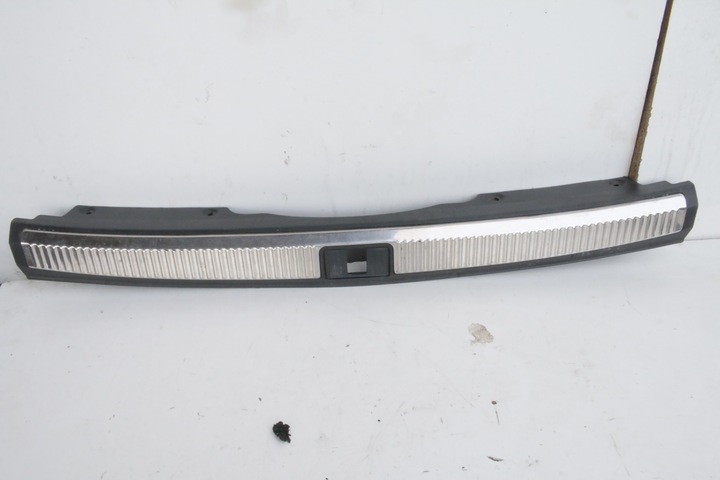 фото №1, Защита порога багажника audi a4 b7 универсал