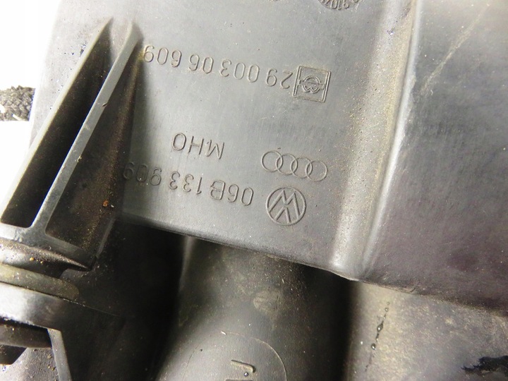 фото №6, Коллектор всасывающий audi a4 b6 avant 8e5 2 - alt