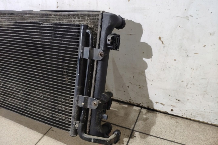 фото №7, Комплект радіатор vw golf iv 1j1 1j0121207m 1.9l дизель 81kw 1999