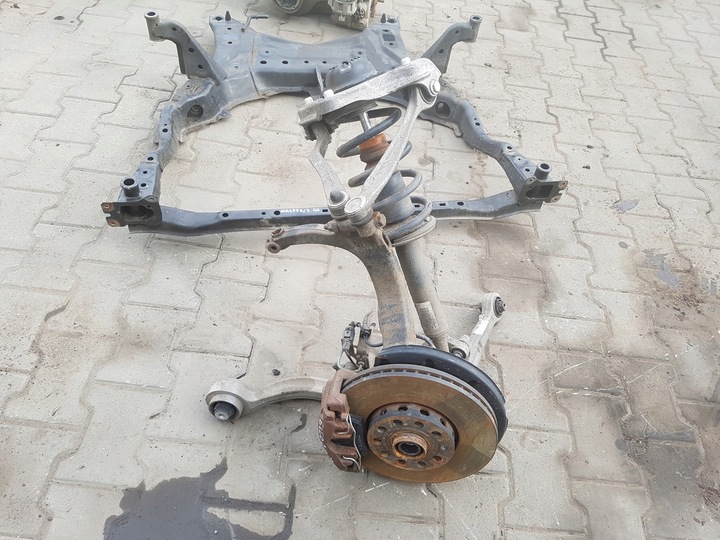 фото №1, Seat exeo 09-13 2.0 tdi поворотный кулак правая перед