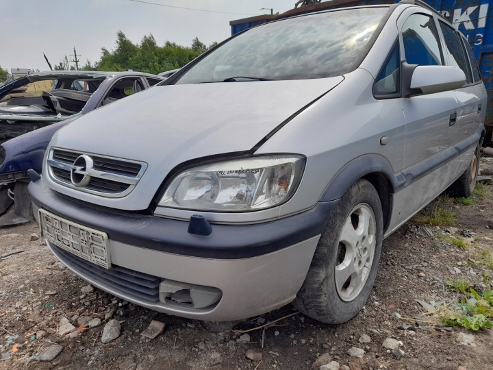 фото №14, Opel zafira a фара праве зад права задня