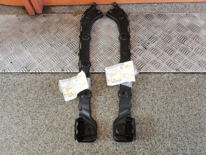 фото №1, Ковзун бампера лівий i праві зад skoda octavia 13-17 5e9807393/5e9807394