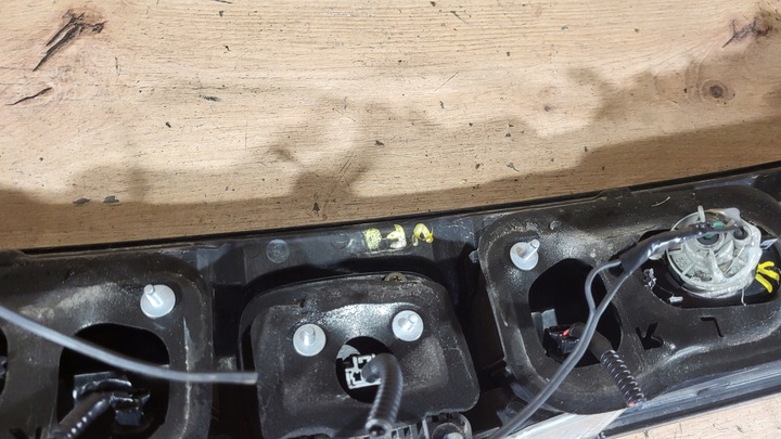 фото №7, Накладка крышки зад honda civic viii 8 ufo hb 5d