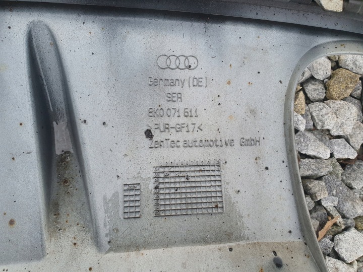 фото №10, Audi a4 b8 бампер задній  ly9c датчики pdc!!! sedan!!! спойлер!!!