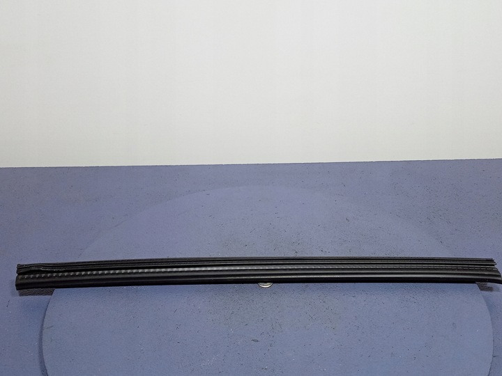 фото №1, Audi q4 e-tron прокладка накладка двері зад ліва