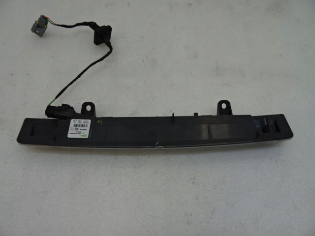 фото №7, Peugeot 208 ii свет лампа сплав крышки багажника 9689043280