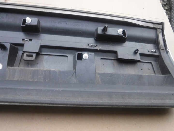 фото №9, Audi q7 s line планка двері ліва зад 4m0853969b