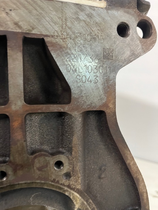 фото №11, Блок  двигуна 1.6 tdi clh vw seat skoda audi 04l103011a номінал śląsk