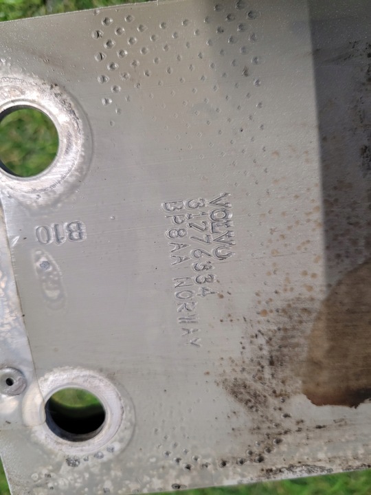 фото №8, Volvo v40 2012- балка бампера підсилювач