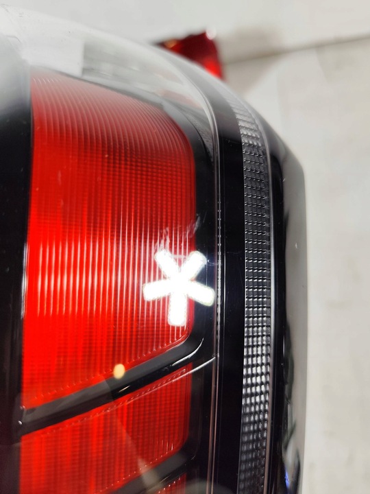 фото №9, Vw id. buzz 22- лівий зад ліва задня лампа w крило гарна iq light великопольське воєводство