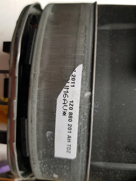 фото №8, Ремені подушки skoda superb 2 kpl. оригінал. номер 3t0880204a , 1z0880201ah eu