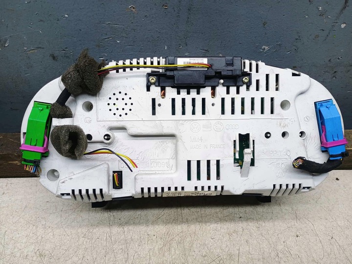 фото №9, Спидометр приборы 8l0920900e audi a3 8l 1.9 tdi