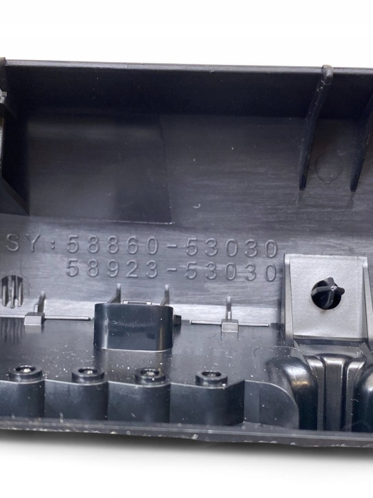 фото №10, Lexus is iii xe30 решітка повітропровід консолі середньої 5892353030