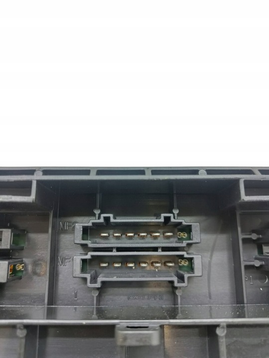 фото №13, Mercedes-benz ml w166 2014 рамка / модуль запобіжників