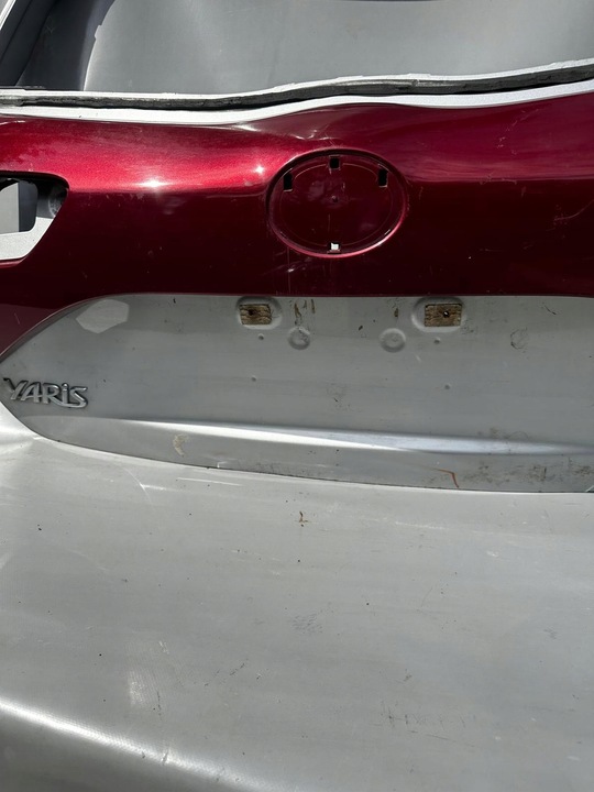 фото №14, Toyota yaris iii 3 рестайлінг 17- кришка задня накладка