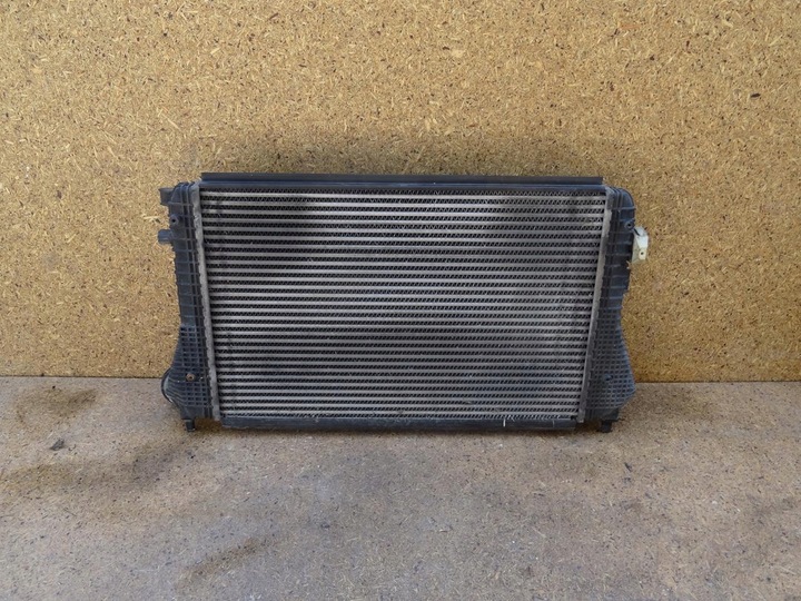 фото №15, Audi a3 8p рестайлинг golf vi 2.0 tdi радиаторов воздуха интеркулер 1k0145803af