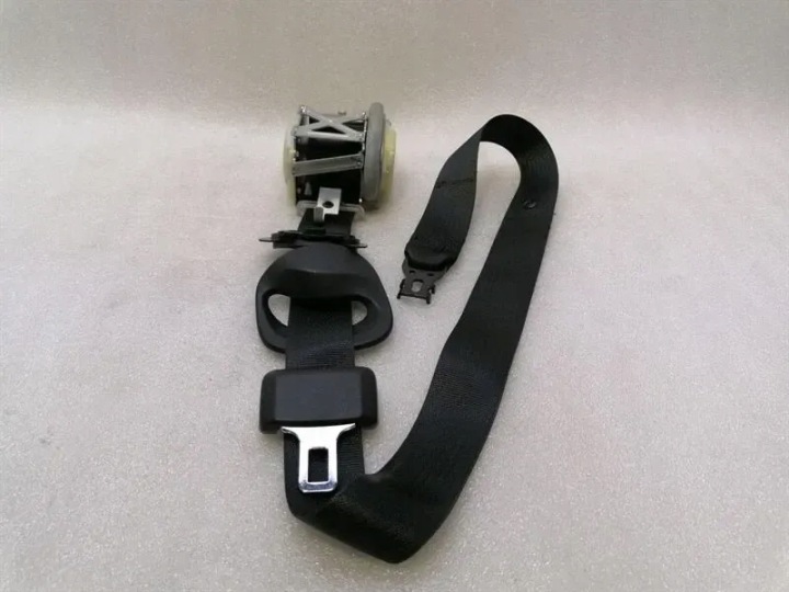 фото №9, Tesla модель s 90d правий передній seatbelt 1028386-03b seat belt strap