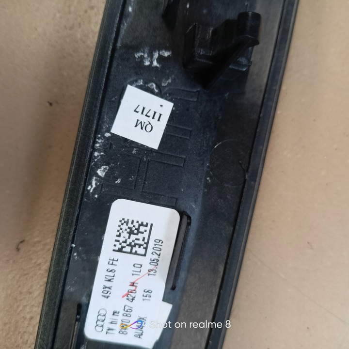 фото №10, Audi a4 b9 планка оббивний dekor двері правий зад