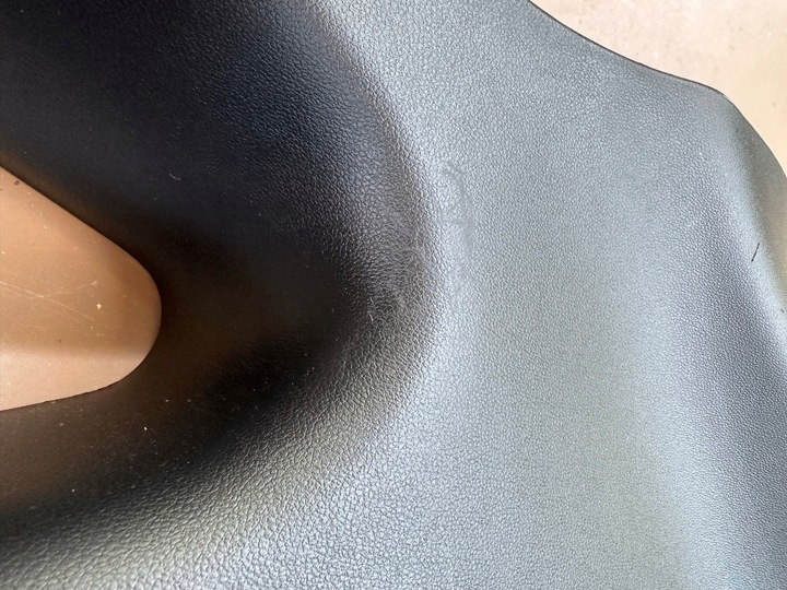 фото №6, Hyundai tucson iv 4 20r- обшивка стойка правый зад