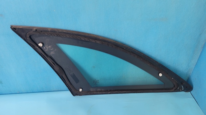 фото №13, Стекло кузовная правые зад mercedes c w205 универсал