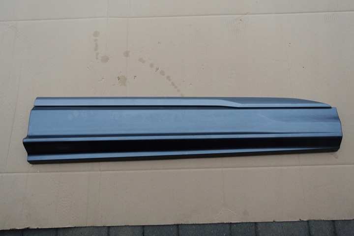 фото №1, Audi q7 ii s-line планка передня права na двері 4m0853960n