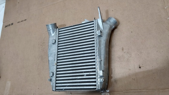 фото №2, Радиаторов интеркулер audi rs6 rs7 4k0145806b