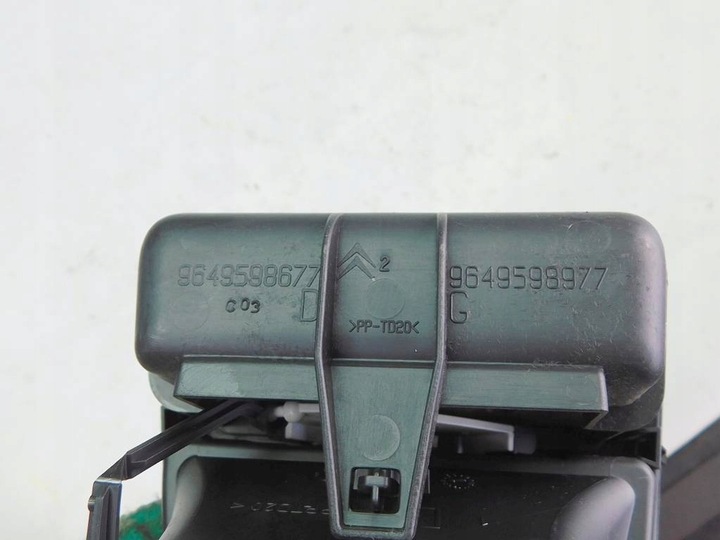 фото №6, Citroen c4 i 2007r решітка повітропровід перед праві