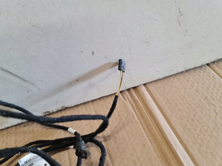 фото №7, Джгут панелі розподільчої audi a8 d2 4d0971459a