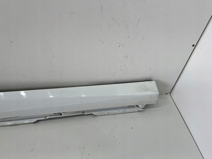 фото №7, Audi a6 c8 4k0 планка порогова права 4k0853856