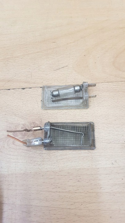 фото №3, Лампа освітлення інтер'єру audi a8 d2 рестайлінг