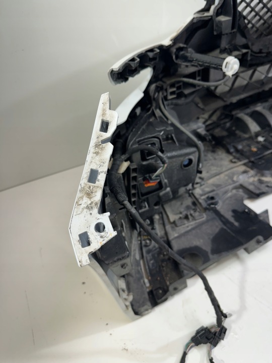 фото №11, Бампер перед renault megane 4 iv rs омивачі аксесуари