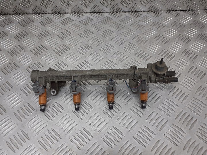 фото №1, Планка впрыскивающий форсунки suzuki maruti 1.1