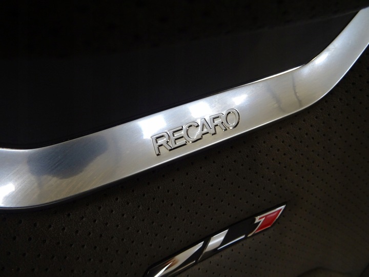 фото №14, 2016-23 camaro zl1 cabrio recaro сиденья сиденье диван спинка кожаные кожа