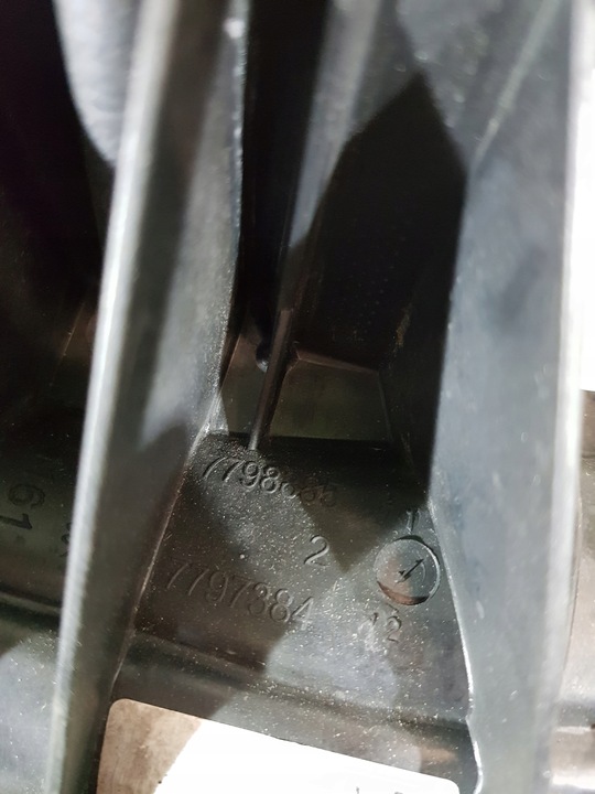 фото №12, Коллектор всасывающий 7797384 bmw e90 e91 e87 e60 2.0d n47d20a