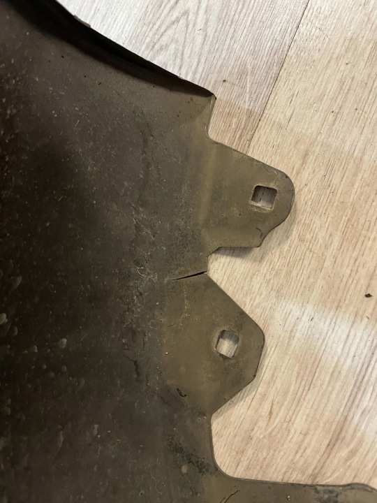 фото №13, Toyota yaris iii рестайлинг 17- бампер перед передний 52119-0da40