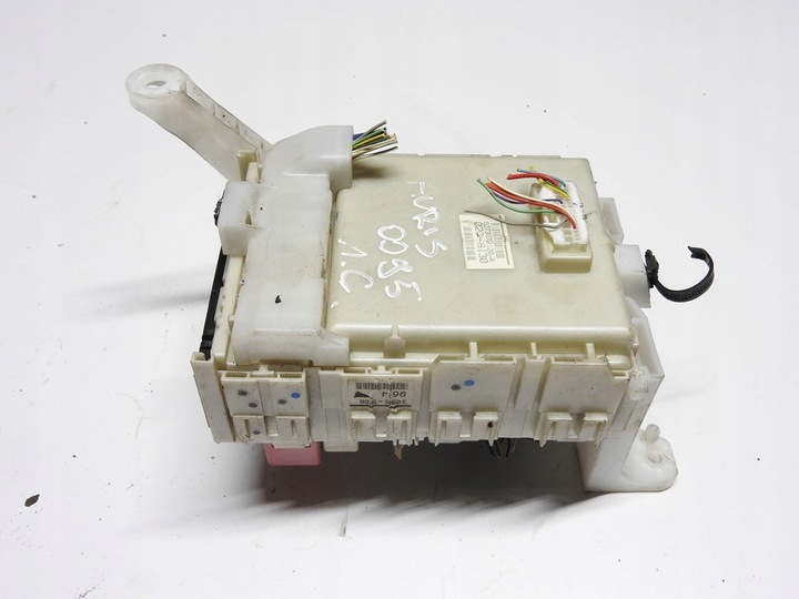 фото №1, Toyota auris i 06-09 1.6 vti модуль коробка 82730-02120 30946-8s08