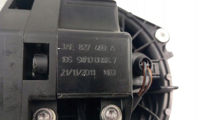 фото №6, Vw passat b7 эмблема камера микровыключатель ручка крышки зад 3ae827469a