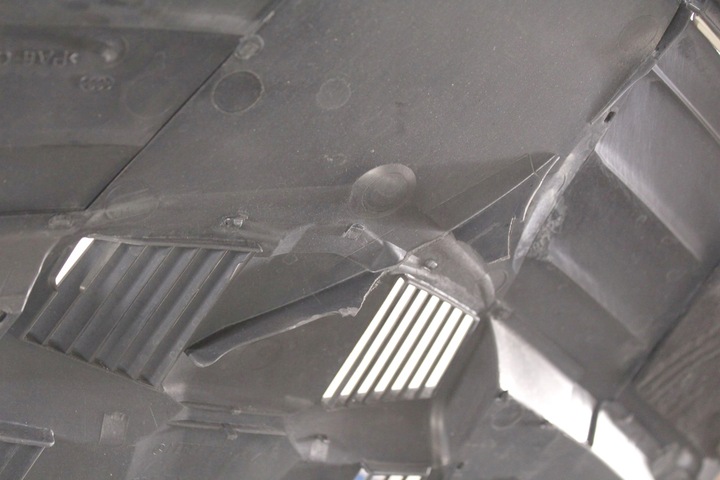 фото №12, Захист двигуна верхня mercedes w251 3.0 a6420100167