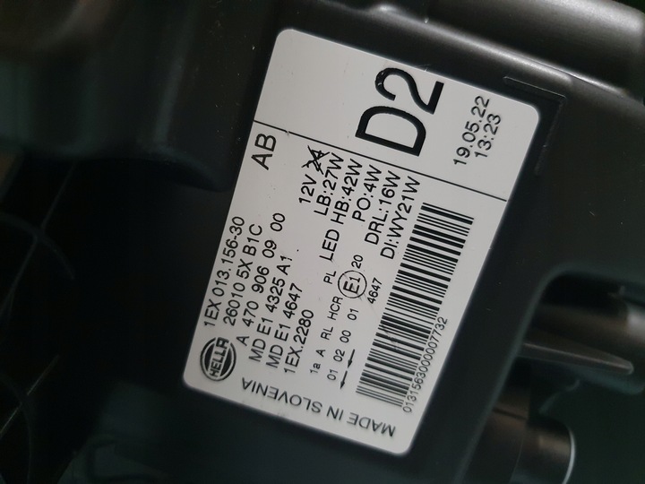 фото №8, Лампа mercedes x-klasa повний led права перед нова