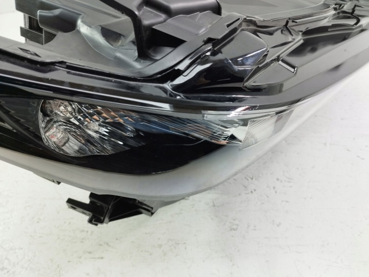 фото №13, Mazda 3 2019- фара полный led правая bcjh-51030