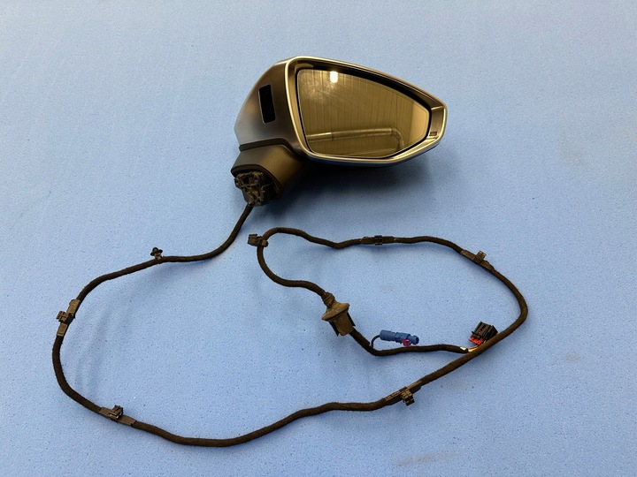 фото №1, Дзеркало праві audi a7 s7 c8 15 + 1 pin камера асистент фотохромний оригінальний номер