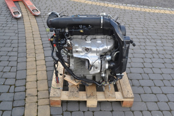фото №7, Двигатель комплектный volvo v40 d4204t8 vat23% 2018r.