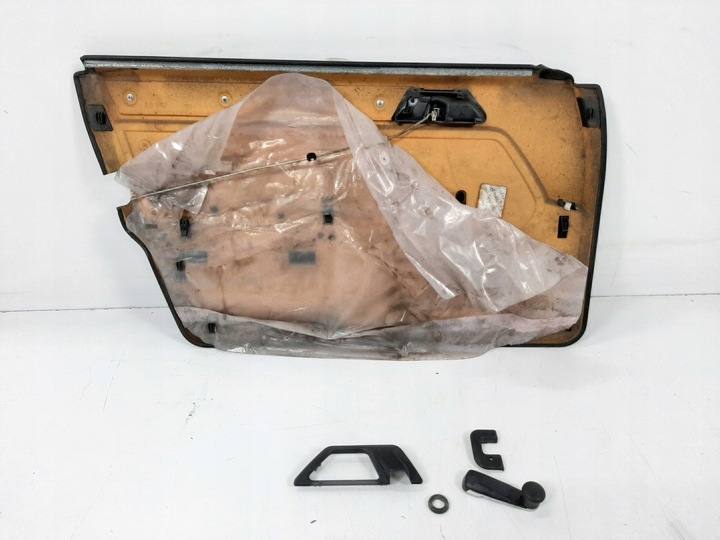 фото №10, Mercedes w124 универсал 2.5d 91r боковина дверь правый перед планка дерево