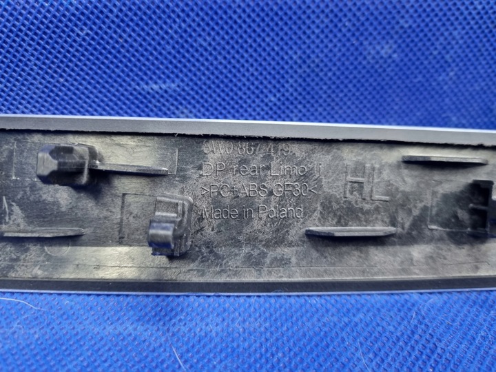 фото №8, Audi a4 b9 рестайлінг dekor лівих задніх двері оригінал 8w0867419