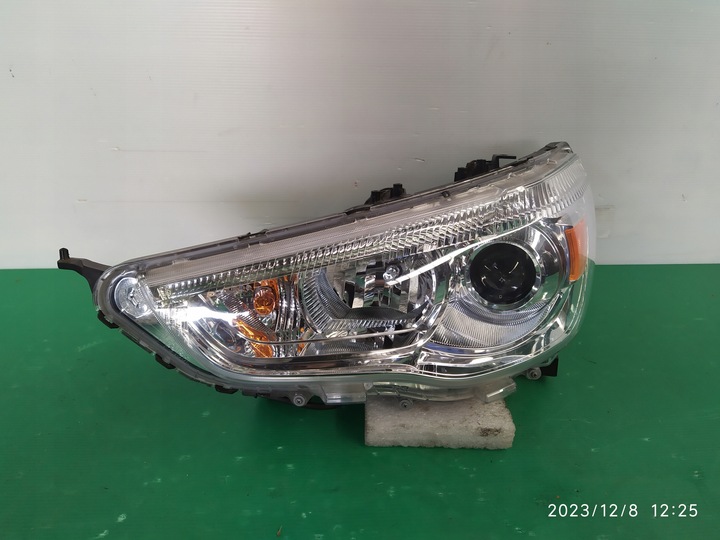 фото №1, Лампа ліва перед mitsubishi asx 10- лінза гарна