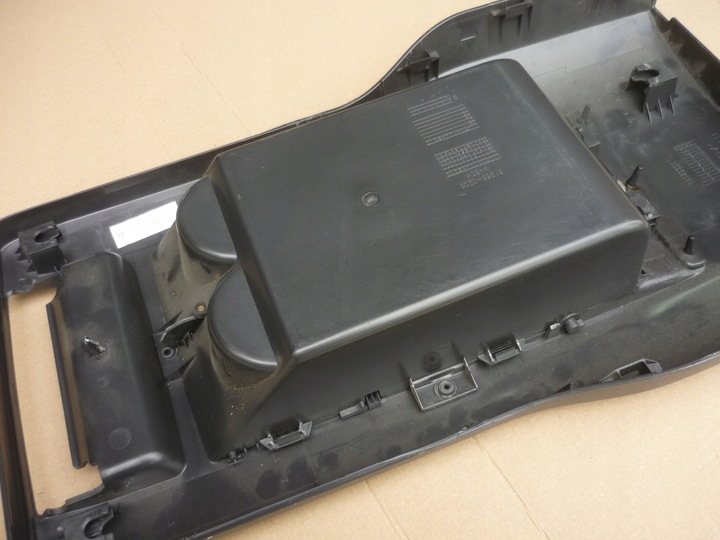 фото №15, Подлокотник + держатель na напитки задней сиденья opel zafira b